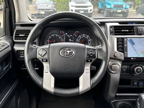 Used 2023 Toyota 4Runner SR5 Premium w/ Moonroof Package AWD/4WD image 10