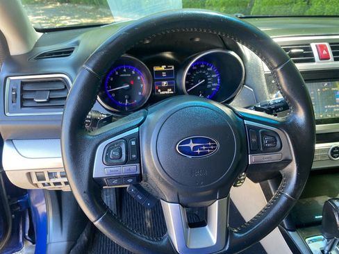 Used 2016 Subaru Outback 2.5i Premium AWD/4WD image 12