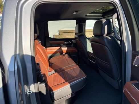 Used 2023 GMC Sierra 1500 Denali Ultimate image 6