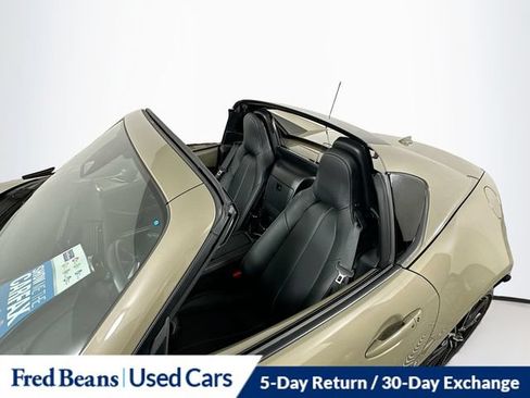 Used 2024 MAZDA MX-5 Miata RF Grand Touring RWD image 29