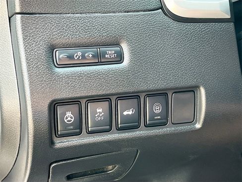 Used 2021 Nissan Murano Platinum w/ Cargo Package image 10