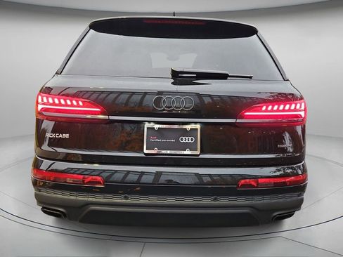 Certified 2025 Audi Q7 2.0T Premium w/ Convenience Plus Package image 6