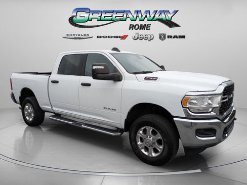 Used 2024 RAM 2500 Big Horn image 1