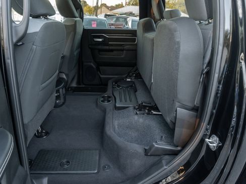 Used 2024 RAM 2500 Big Horn w/ Bed Utility Group image 21