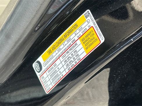 Used 2022 Buick Enclave Premium w/ Surround and Sites Package image 26