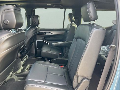 New 2026 Jeep Grand Wagoneer Limited AWD/4WD image 10