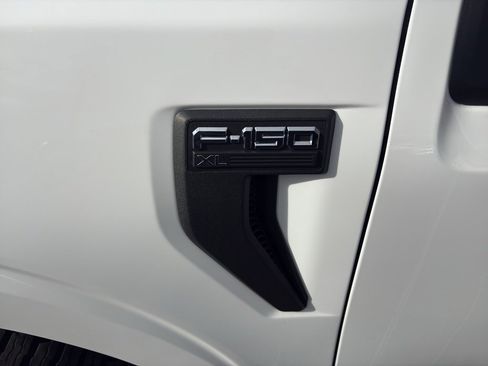 Used 2022 Ford F150 XL w/ Equipment Group 101A High image 9