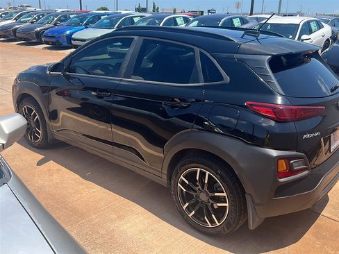Used 2019 Hyundai Kona SEL FWD image 7
