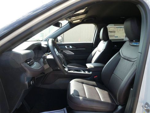 New 2027 Ford Explorer Platinum AWD/4WD image 17