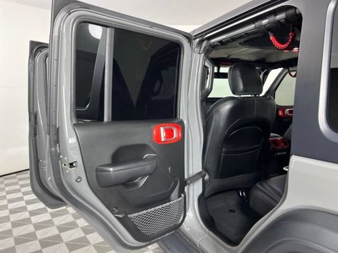 Used 2023 Jeep Wrangler Unlimited Sport AWD/4WD image 36