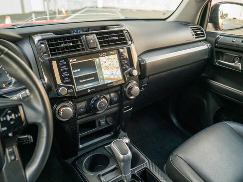 Used 2022 Toyota 4Runner TRD Off-Road Premium image 15