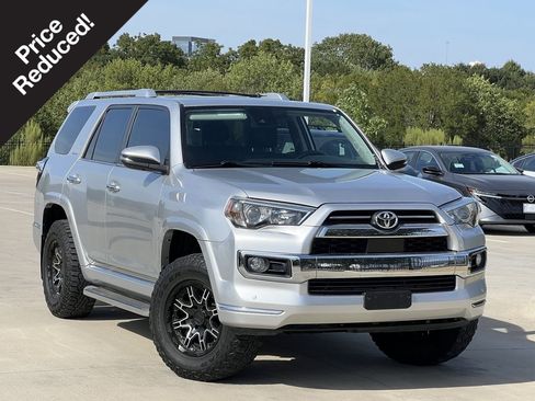 Used 2020 Toyota 4Runner Limited RWD image 1