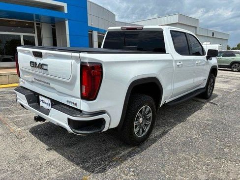 Used 2024 GMC Sierra 1500 AT4 w/ AT4 Premium Package AWD/4WD image 8