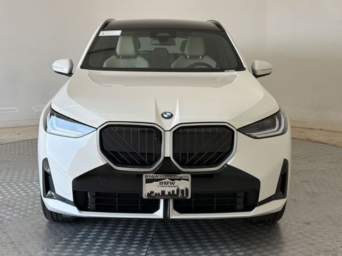 Used 2026 BMW X3 xDrive30i w/ Premium Package AWD/4WD image 6