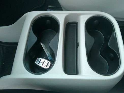 Used 2017 Chrysler Pacifica Touring Plus image 17