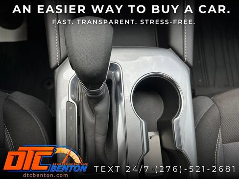 Used 2023 Chevrolet Blazer LT FWD image 26