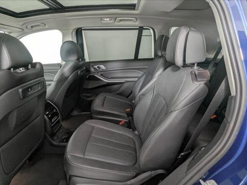 Used 2020 BMW X7 xDrive40i w/ Executive Package image 18
