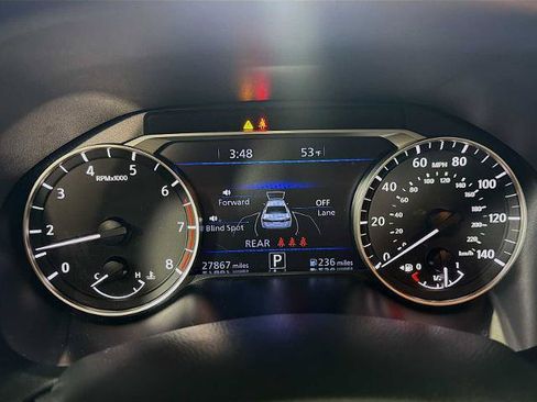 Certified 2023 Nissan Altima 2.5 SV w/ SV Premium Package FWD image 10