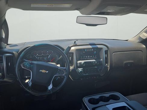 Used 2018 Chevrolet Silverado 2500 LT AWD/4WD image 8