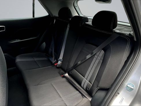 Used 2025 Hyundai Venue SEL FWD image 25