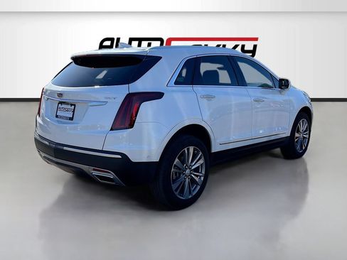 Used 2024 Cadillac XT5 Premium Luxury w/ Technology Package FWD image 7
