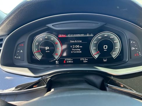 Used 2022 Audi Q8 Premium Plus w/ Premium Plus Package AWD/4WD image 11