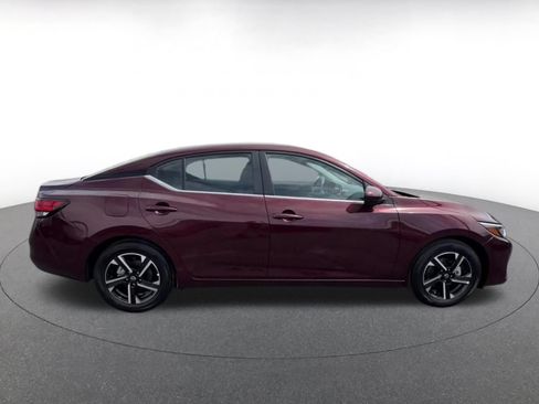 Used 2025 Nissan Sentra SV FWD image 16