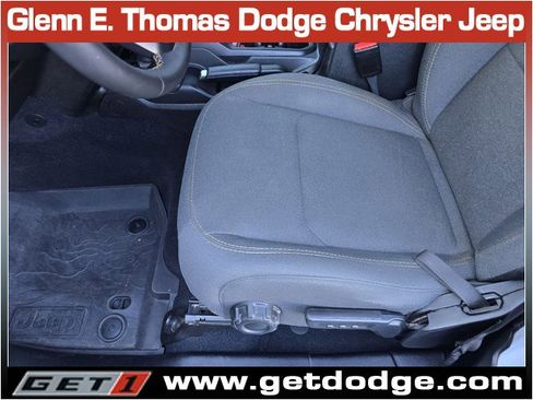 Used 2024 Jeep Wrangler Willys image 21