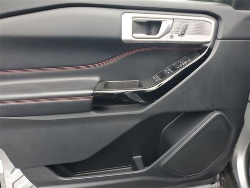 Used 2022 Ford Explorer ST-Line w/ Class IV Trailer Tow Package image 19