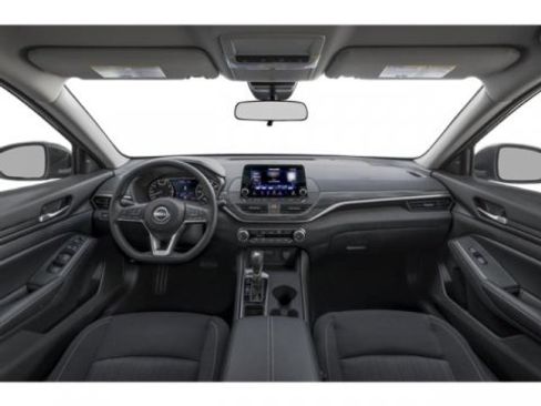 Used 2025 Nissan Altima 2.5 SV FWD image 10