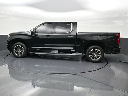 Used 2024 Chevrolet Silverado 1500 High Country image 2