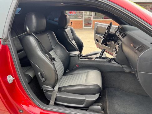 Used 2009 Dodge Challenger R/T image 15