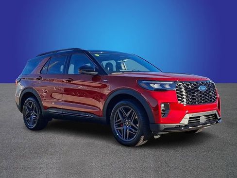 New 2026 Ford Explorer ST-Line w/ ST-Line Street Pack image 2