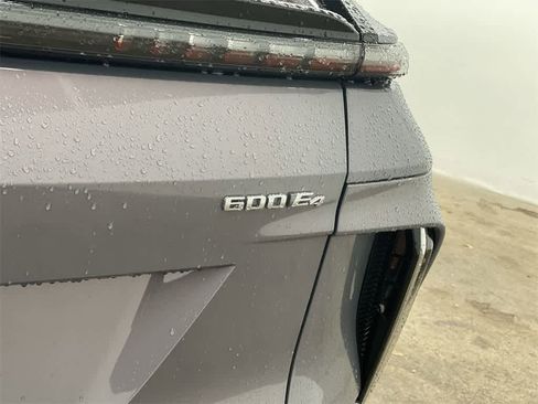 Certified 2025 Cadillac Lyriq Luxury w/ Nappa Leather Package image 11