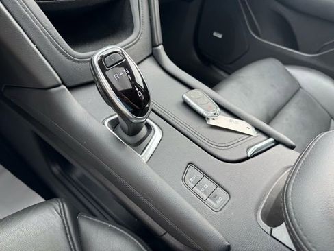 Used 2019 Cadillac XT5 Premium Luxury image 12