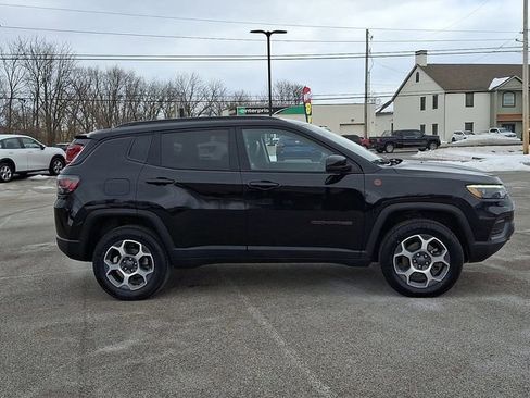 Used 2022 Jeep Compass Trailhawk w/ Trailhawk Elite Group image 11