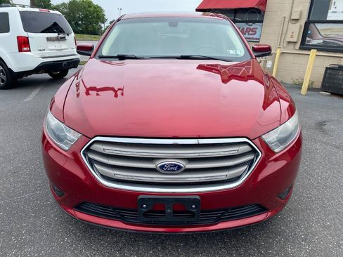 Used 2014 Ford Taurus SEL w/ Equipment Group 201A FWD image 8