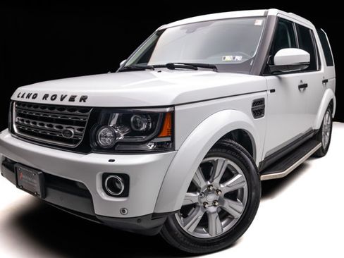 Used 2016 Land Rover LR4 HSE AWD/4WD image 17