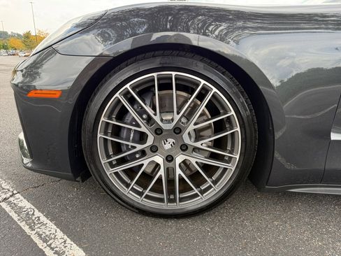 New 2025 Porsche Panamera 4 image 11