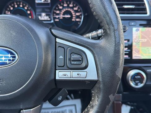 Used 2017 Subaru Forester 2.5i Touring AWD/4WD image 24