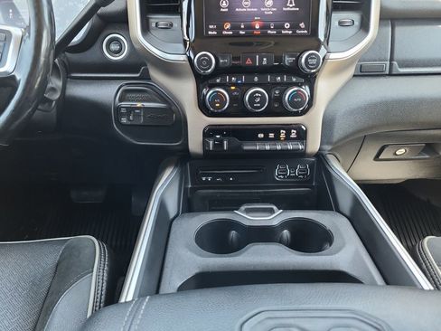 Used 2019 RAM 2500 Laramie AWD/4WD image 4
