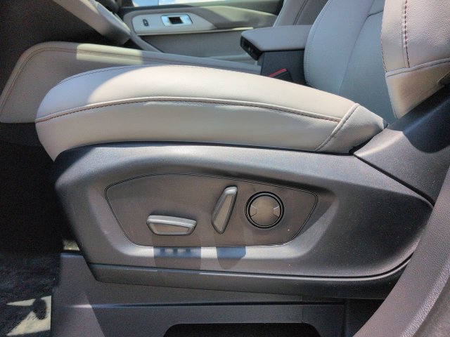 New 2026 Ford Explorer Active w/ Active Comfort Package RWD image 20