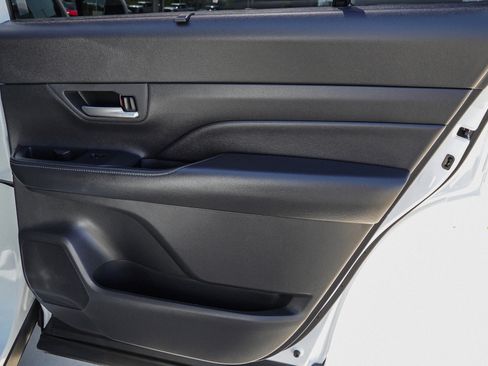 Certified 2025 Toyota Grand Highlander AWD image 32