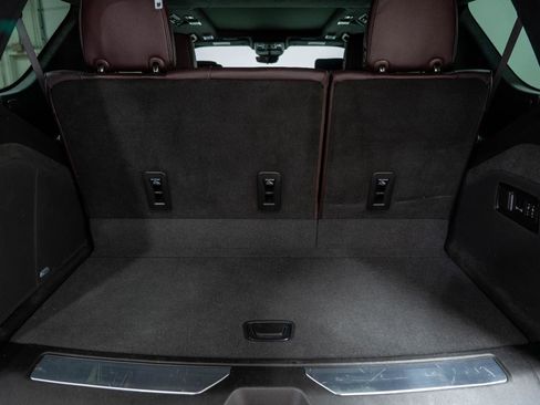 Used 2023 Cadillac Escalade V image 74