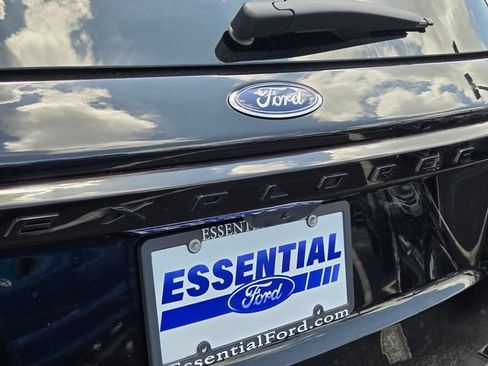 Used 2025 Ford Explorer ST-Line AWD/4WD image 14