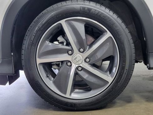 Used 2021 Honda HR-V EX image 9