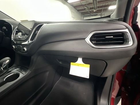 Certified 2024 Chevrolet Equinox LT AWD/4WD image 28