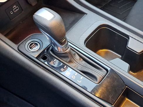 Used 2022 Nissan Sentra S FWD image 17