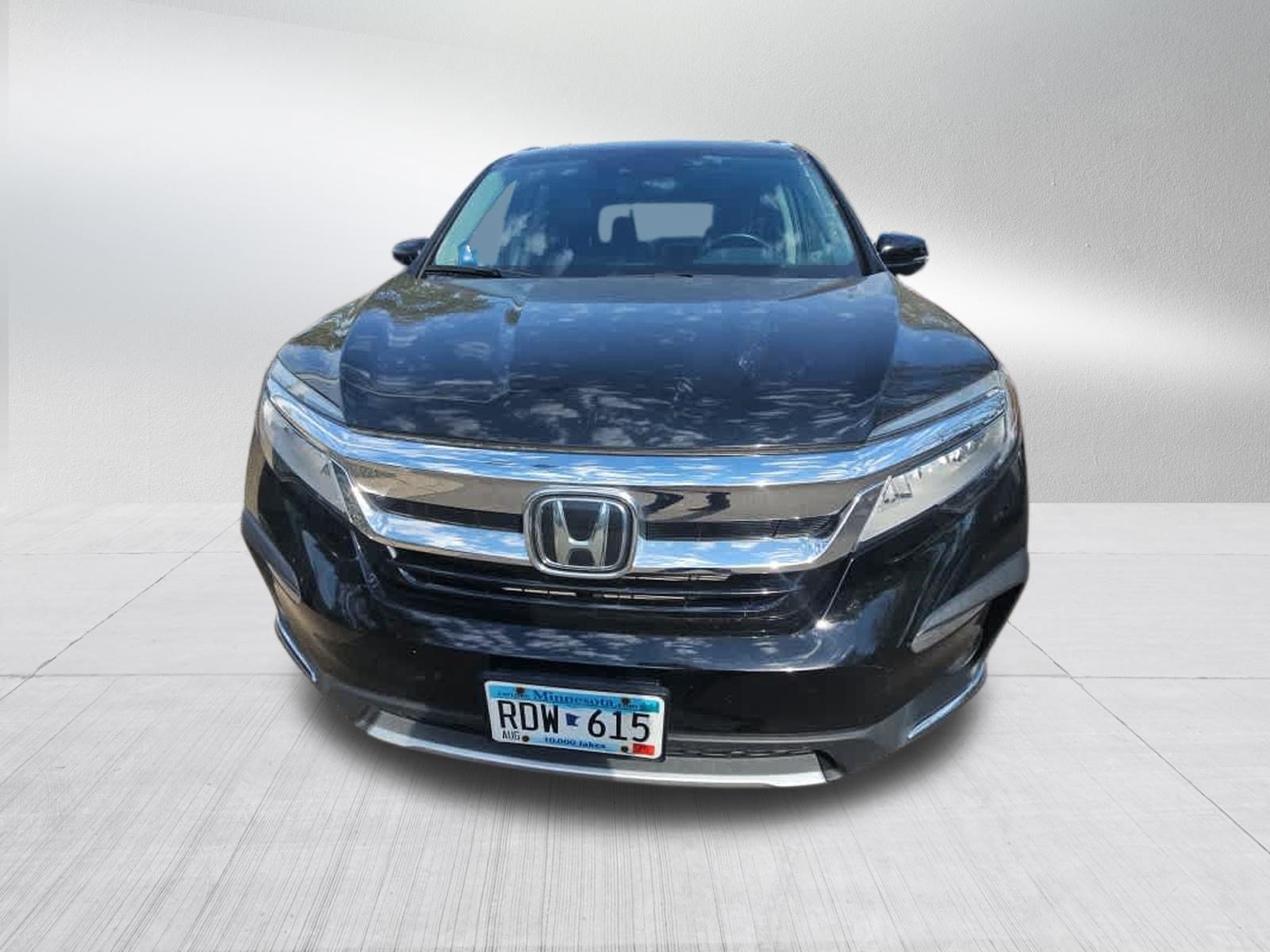 Used 2022 Honda Pilot Touring image 2