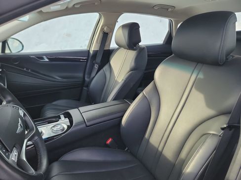 Used 2023 Genesis G80 2.5T image 13